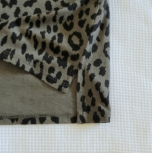 Lucky🍀 Brand Leopard🐆 Print Top - Picture 5 of 13